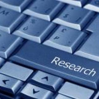 research knop op toetsenbord 